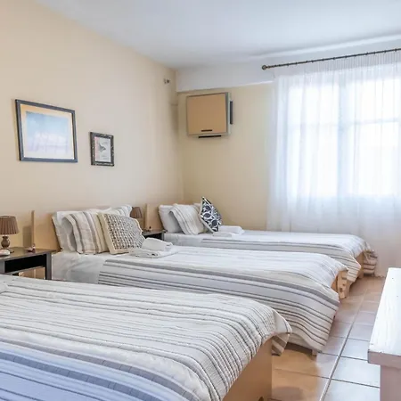 Holiday home Golden Nest
