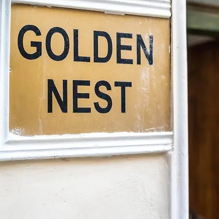 Holiday home Golden Nest